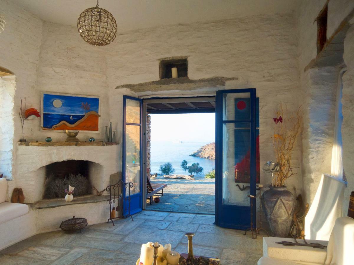 Amelia Beachfront Villa Korissia  エクステリア 写真